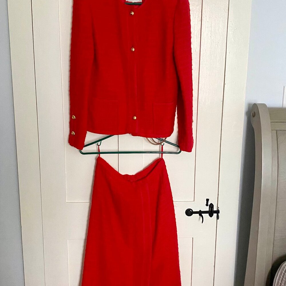 CHANEL Skirt Suit Set Vintage 1964 - Picture 6 of 16